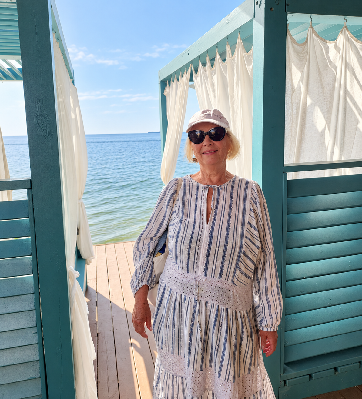 Галина Галка на відпочинку біля моря
